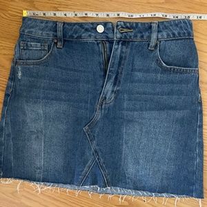 Pacsun denim skirt 27